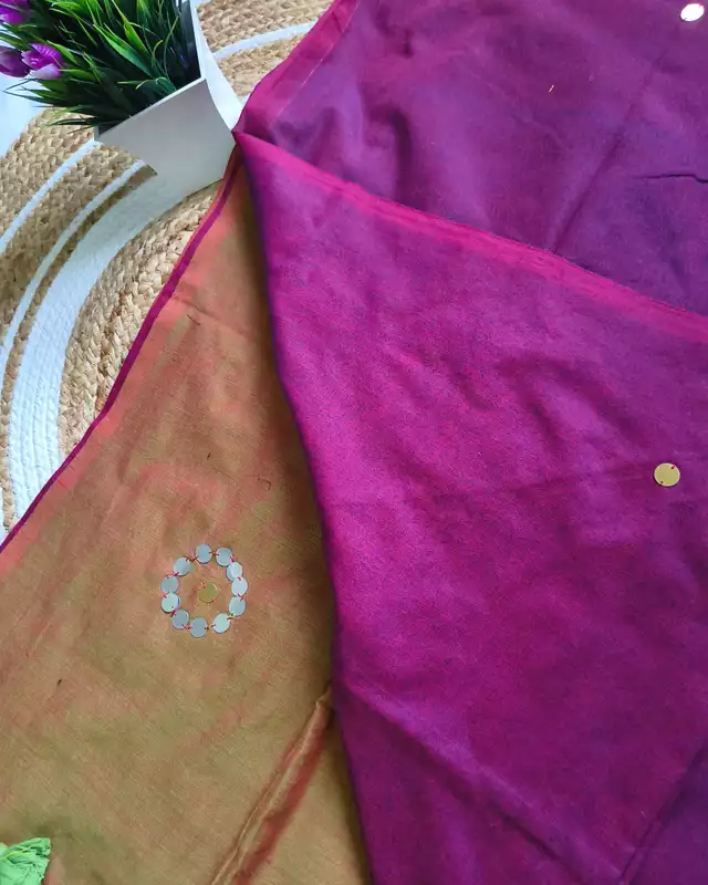Khadi Cotton Handloom Saree with Mirror design - Green & Magenta