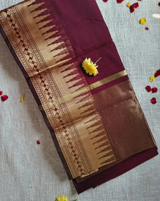 Maheshwari Silk Cotton Saree with Golden Temple Border - Classic Maroon