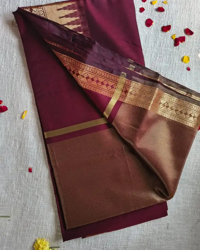 Maheshwari Silk Cotton Saree with Golden Temple Border - Classic Maroon
