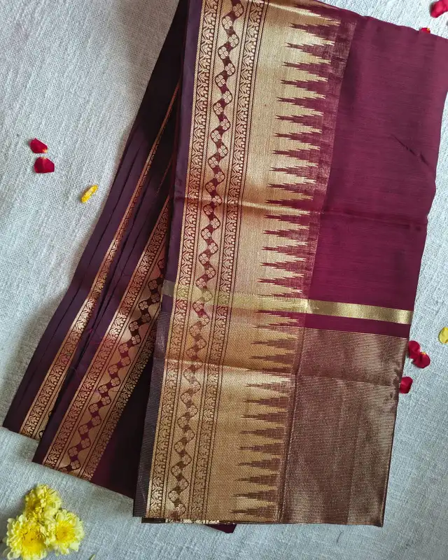 Maheshwari Silk Cotton Saree with Golden Temple Border - Classic Maroon