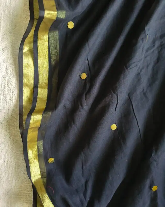 Mul Cotton Handloom Saree with Coin Design - Black