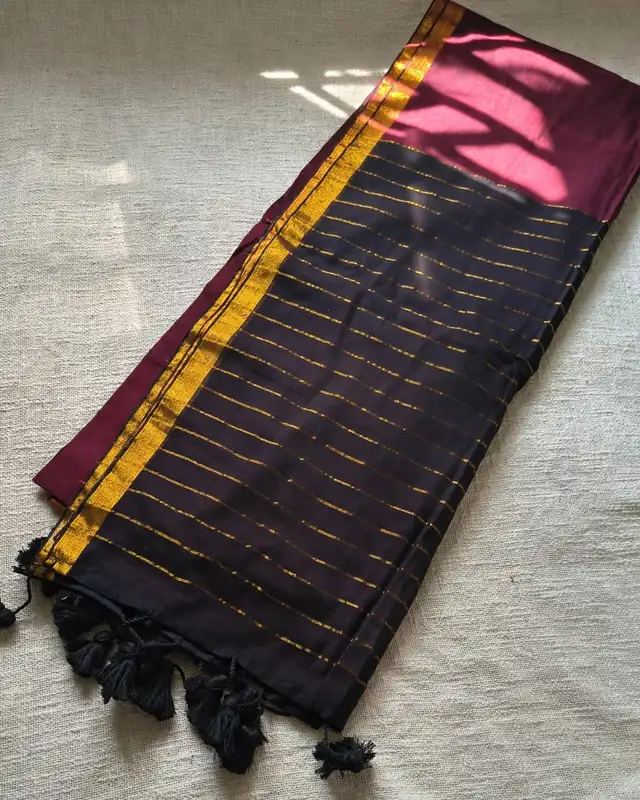 Mul Cotton Handloom Saree with Zari border, Contrast Pallu with zari woven stripes - Black and Maroon