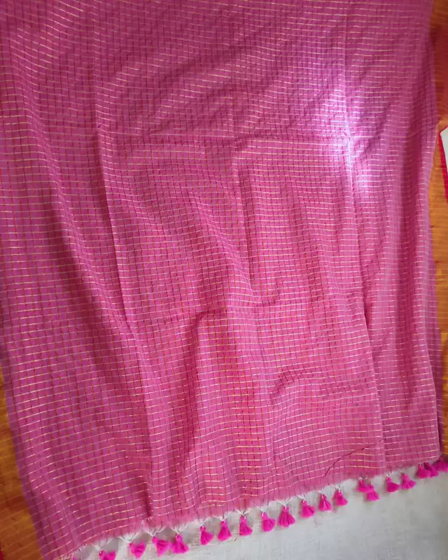 Mul Cotton Zari Checks Handloom Saree with contrast border - Pink