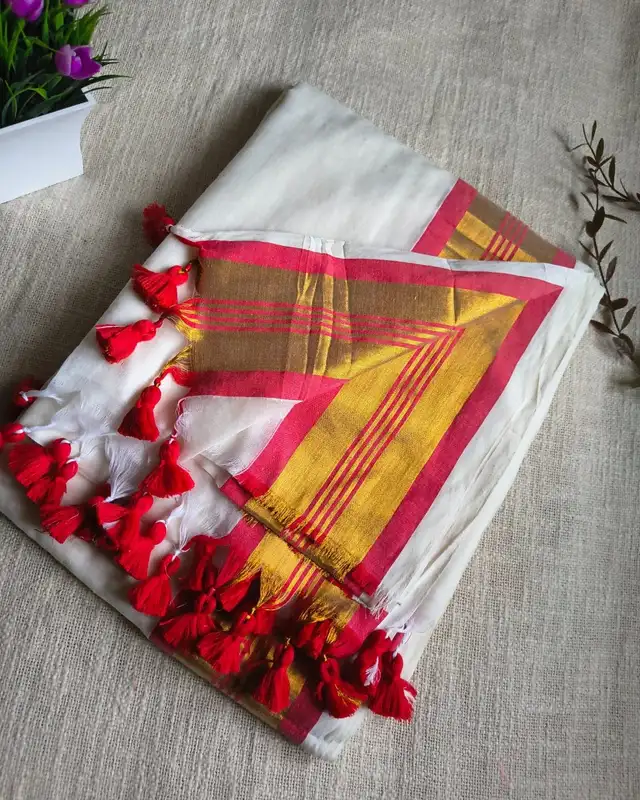Mul Cotton Handloom Saree - White & Red
