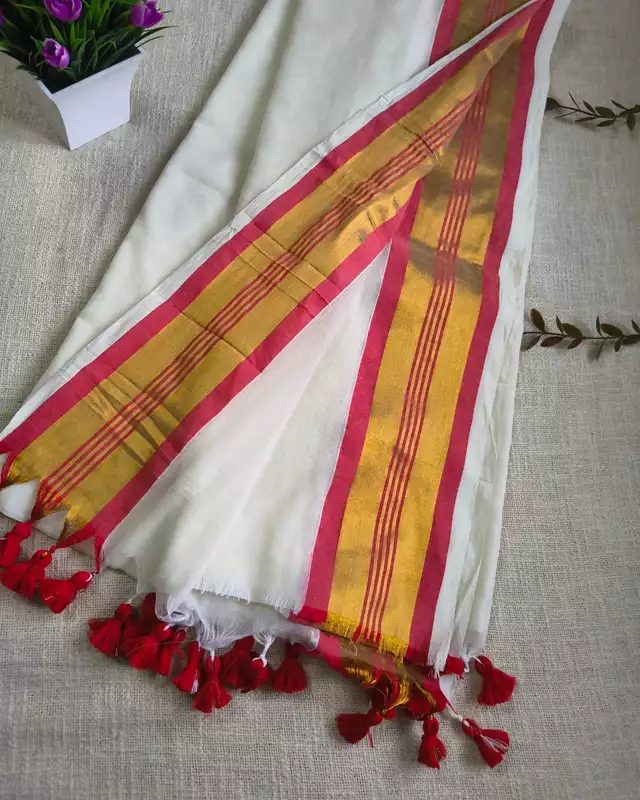 Mul Cotton Handloom Saree - White & Red