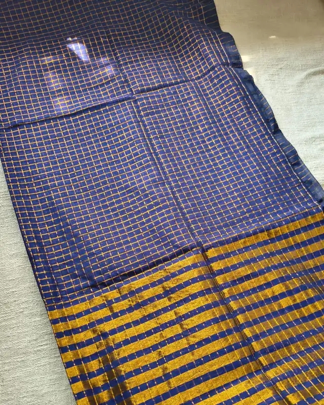 Mul Cotton Zari Checks Handloom Saree - Navy Blue