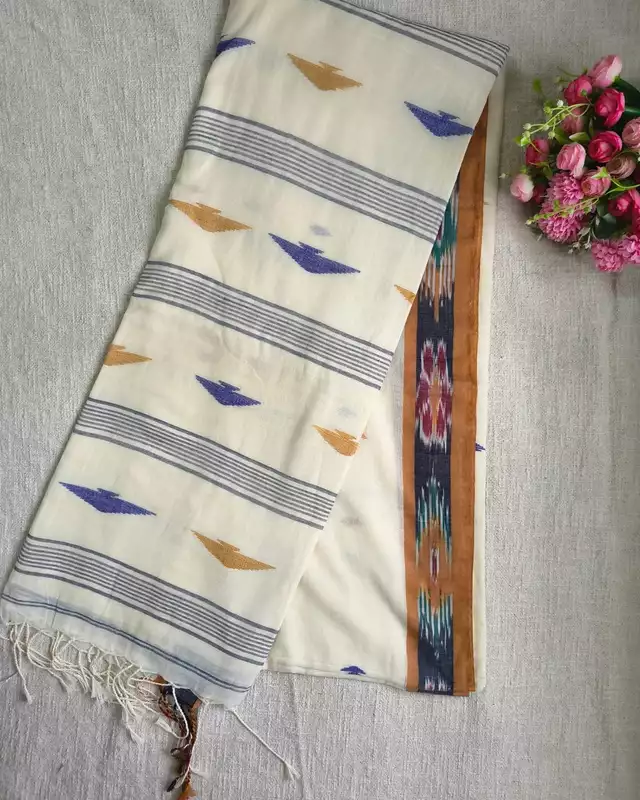 Pure Cotton Handloom Saree - Ikkat - Beige