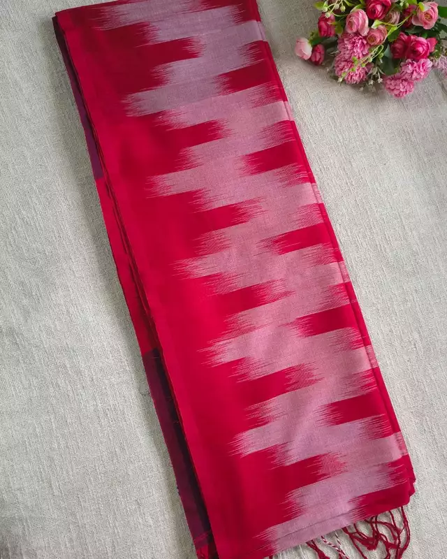 Pure Cotton Handloom Saree - Ikkat Geometry - White & Red