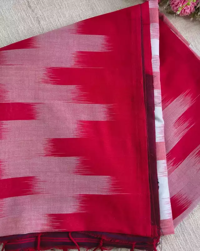 Pure Cotton Handloom Saree - Ikkat Geometry - White & Red