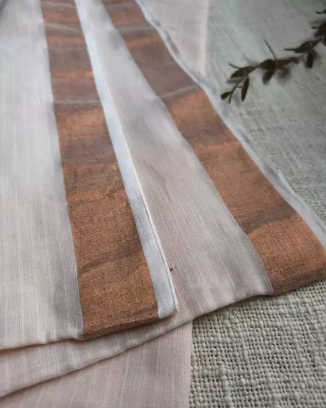 Pure Cotton Handloom Saree with Copper Zari weaving - Off White