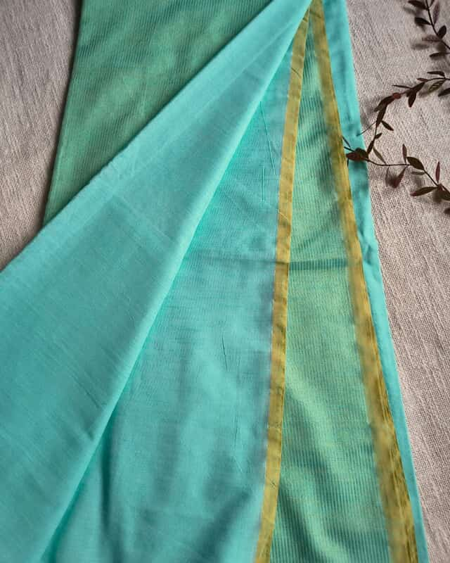 Pure Cotton Handloom Saree with Gold Zari weaving in Half & Half Pattern - Pista Green