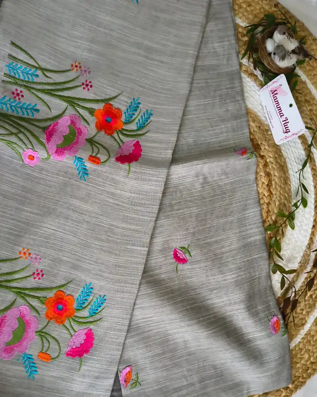 Floral Embroidery Handloom Saree - Slub Cotton - Grey
