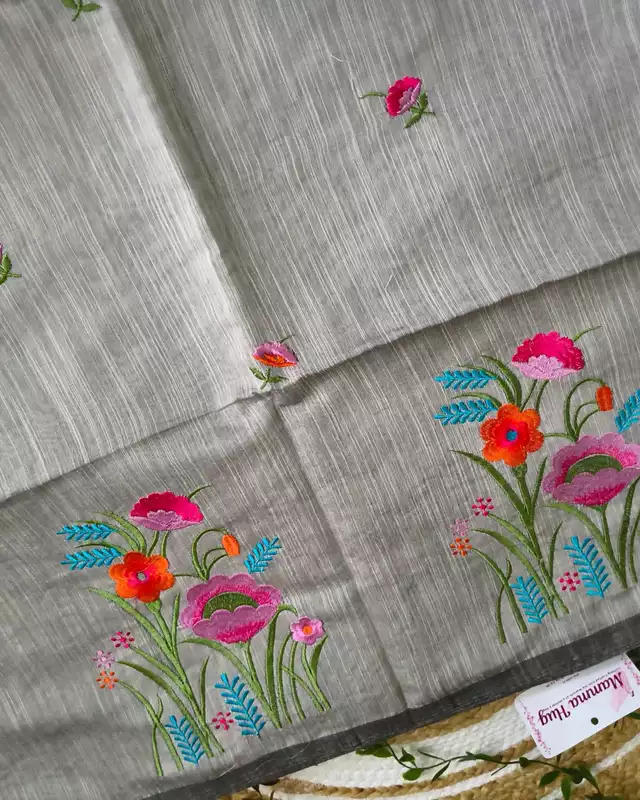 Floral Embroidery Handloom Saree - Slub Cotton - Grey
