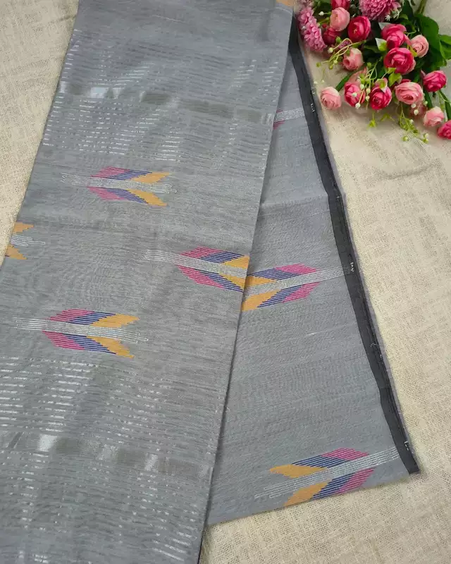 Silk Cotton Handloom Saree Woven with Silver Zari - Grey