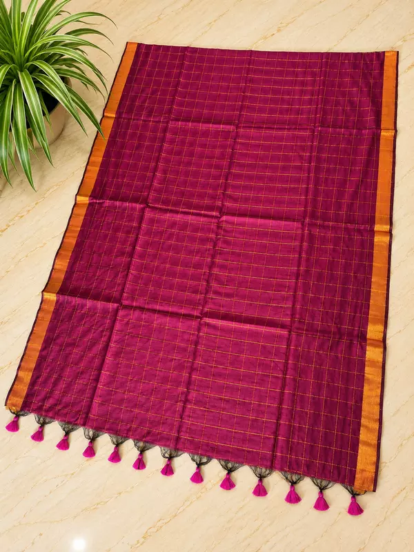 Traditional Big Checks Mul cotton with tassels - Magenta